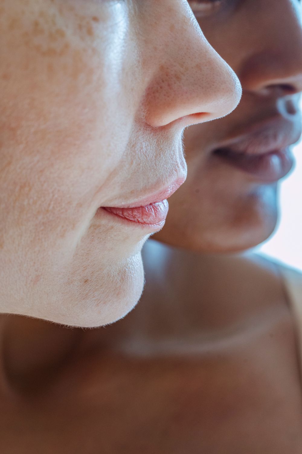 Detalle de la piel del rostro y el cuello